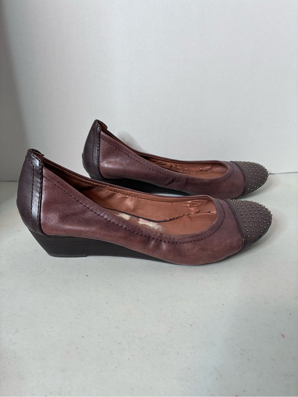 Lucky Brand Brown Leather Studded Cap Toe Ballet Flats Women’s Slip On Shoes - Picture 4 of 7